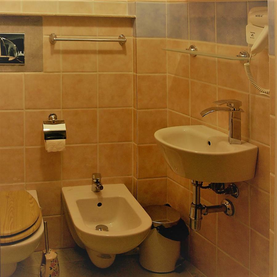 Boutique Oriente Express Otel Cagliari Dış mekan fotoğraf